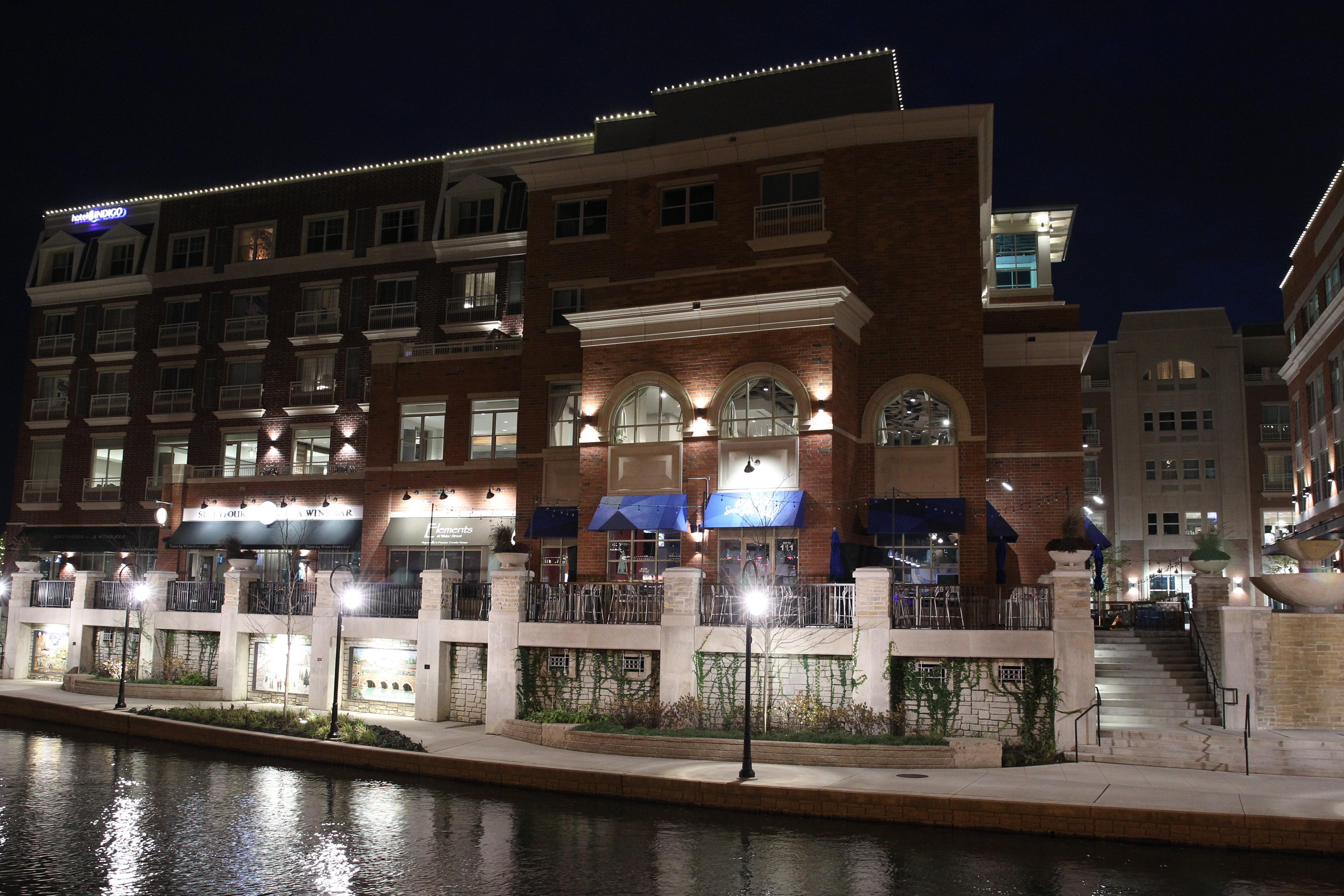 Hotel Indigo Naperville Riverwalk By Ihg Exterior foto