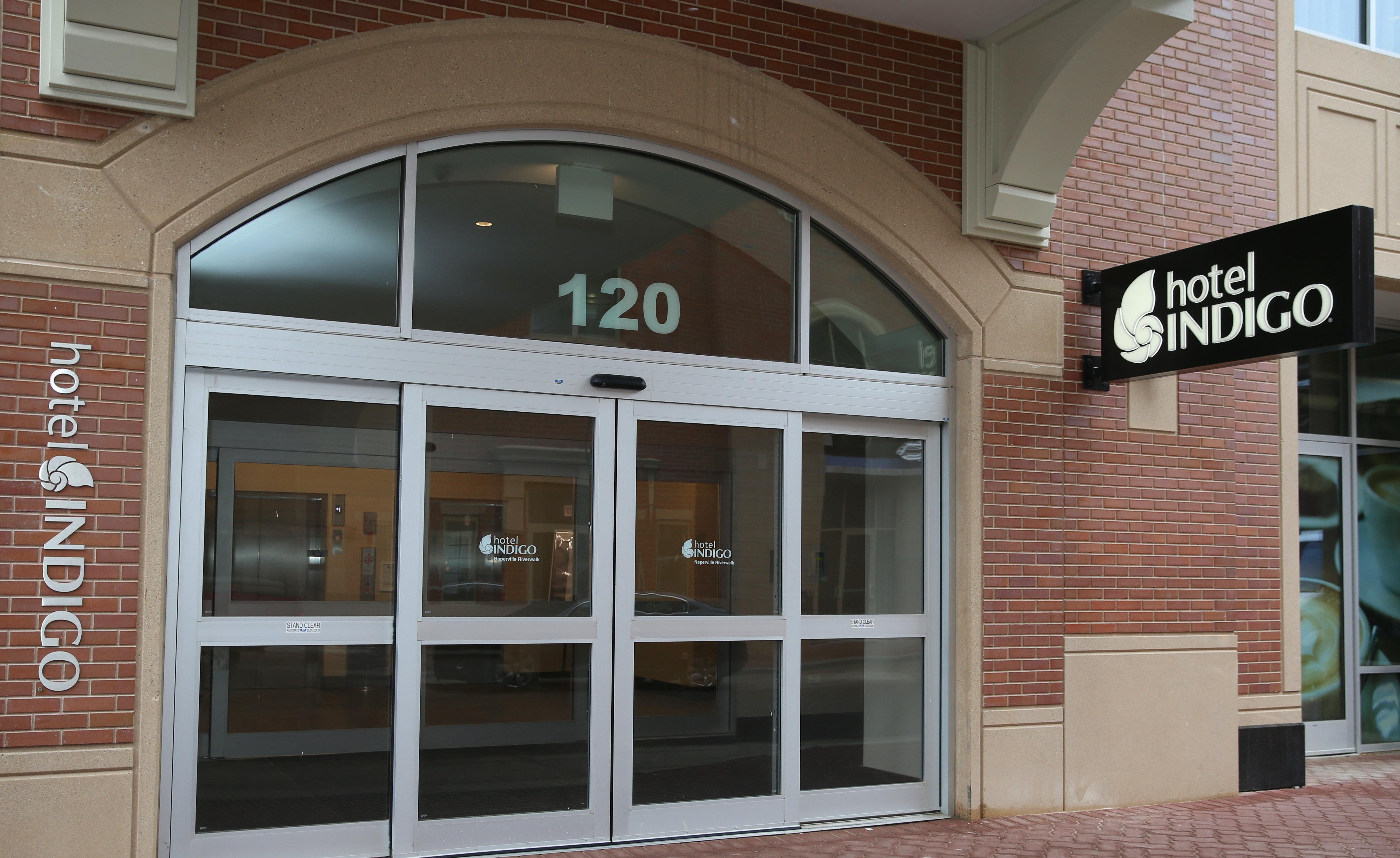 Hotel Indigo Naperville Riverwalk By Ihg Exterior foto
