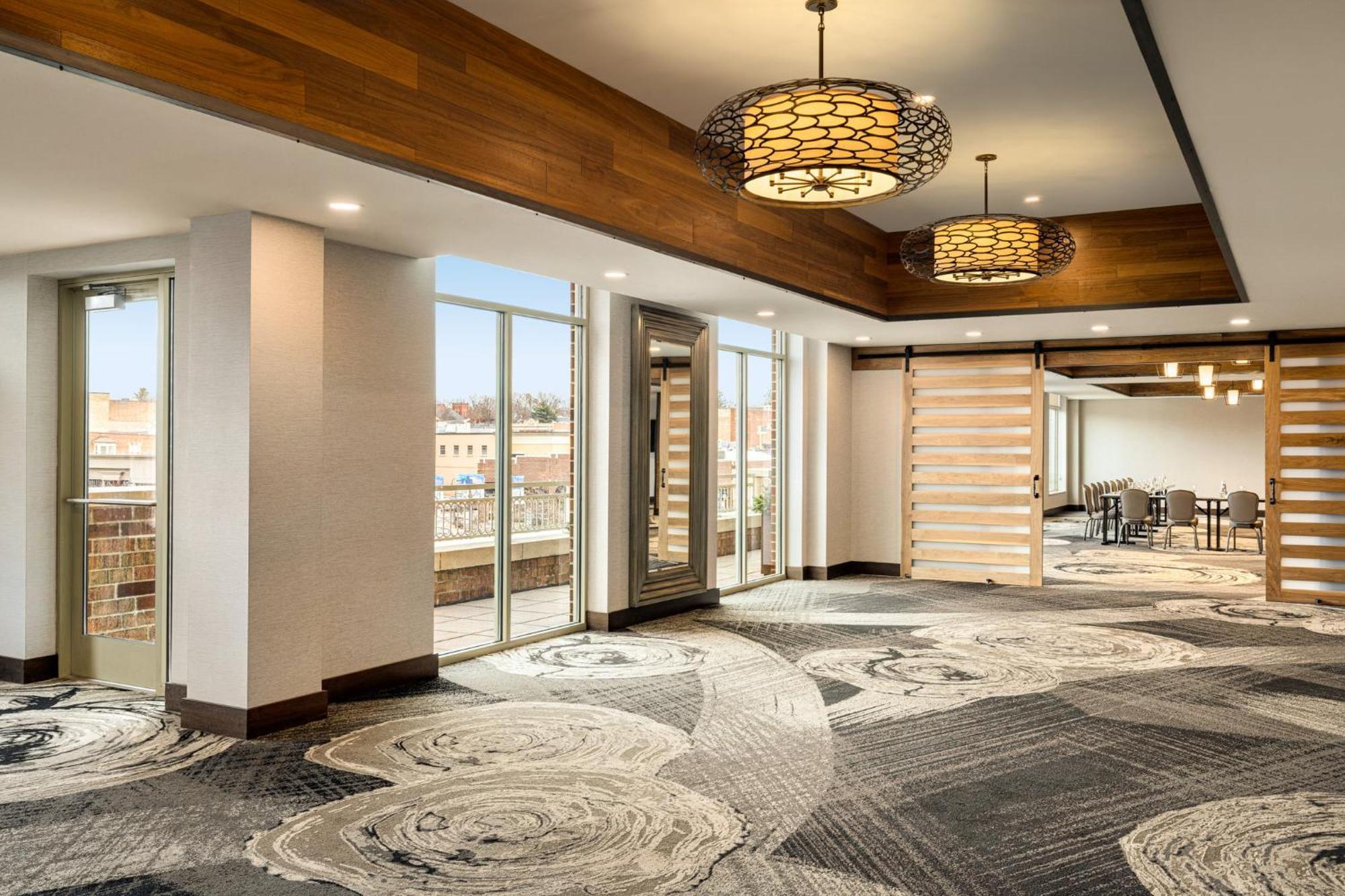 Hotel Indigo Naperville Riverwalk By Ihg Exterior foto